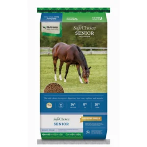 Bag of senior horse feed with an image of a grazing horse.
