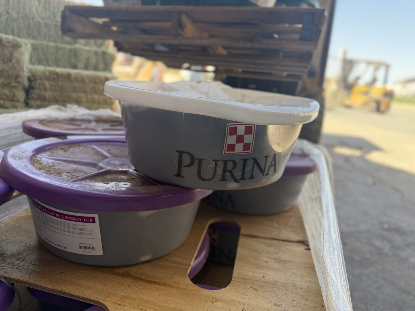PURINA SHEEP AND GOAT TUB - Image 2