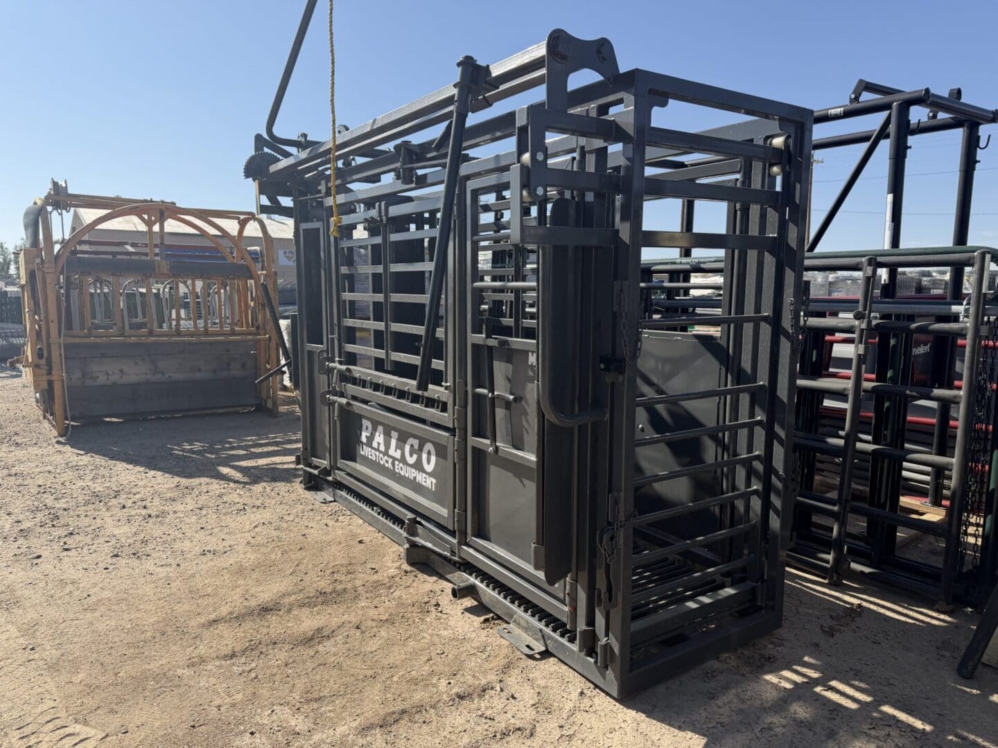 PALCO MANUAL SQUEEZE CHUTE - Image 2